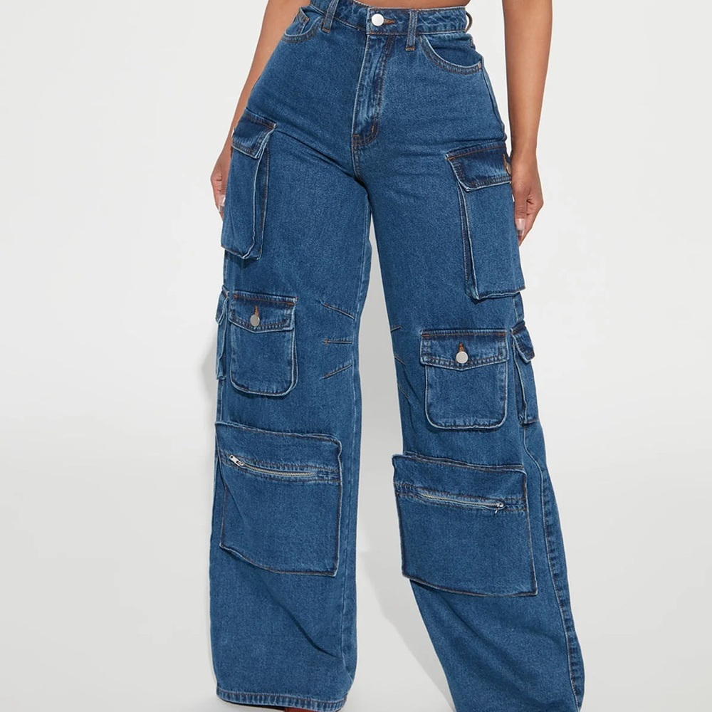 FashionNova Lily High Rise Cargo Jeans - Medium Blue Wash